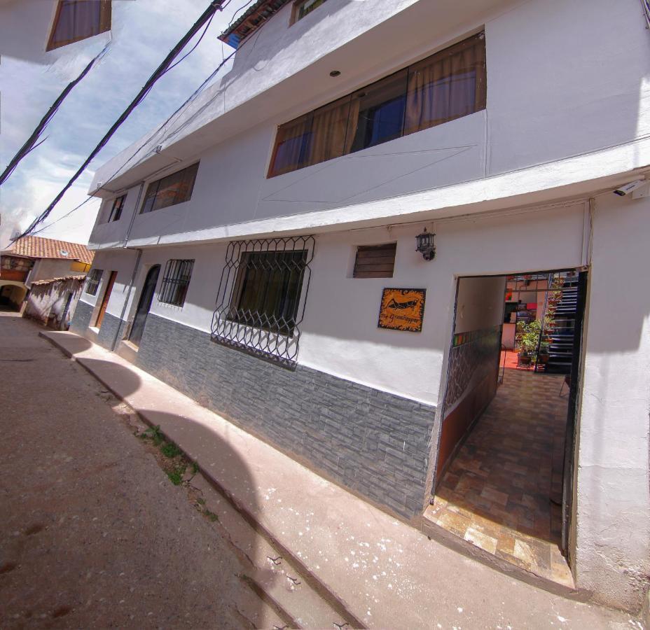 The Grasshopper Hostel Cuzco Exterior foto